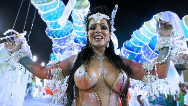 Андреа мартинс бразилия карнавал голые