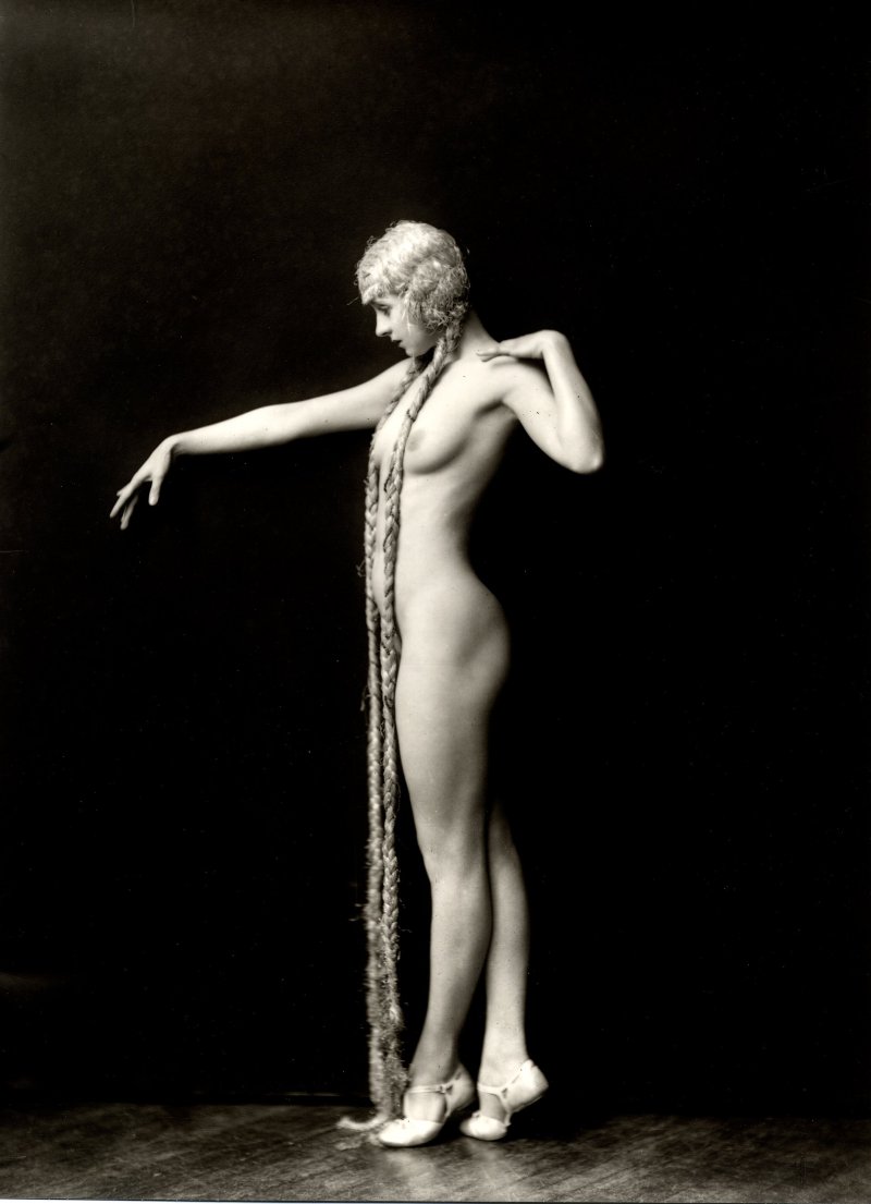 Alfred cheney johnston ретро