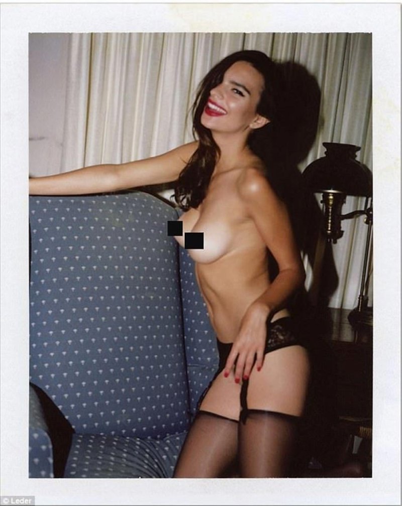 Emily ratajkowski naked