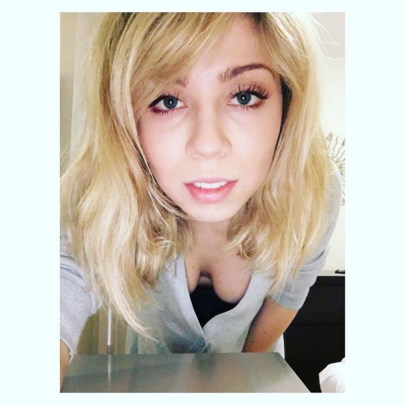 Jennettemccurdyvevo