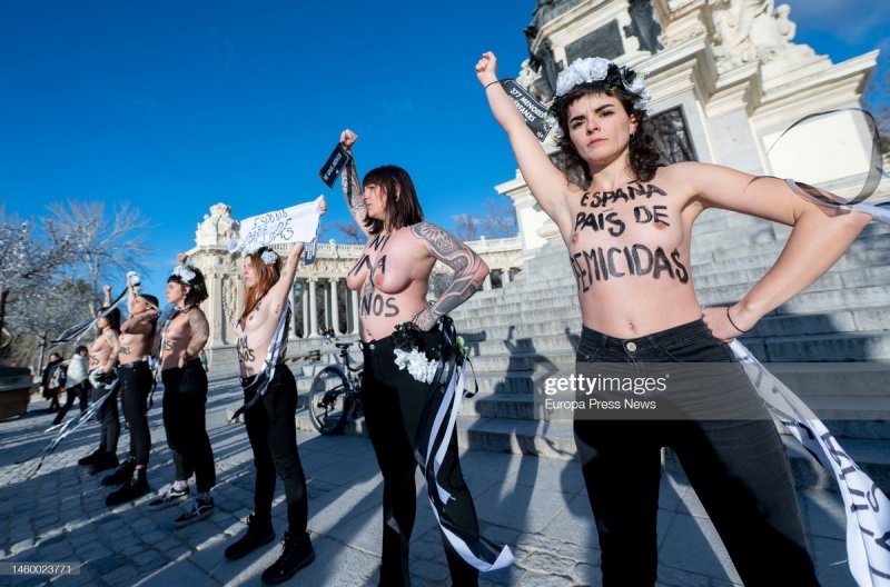 Femen активистки украина