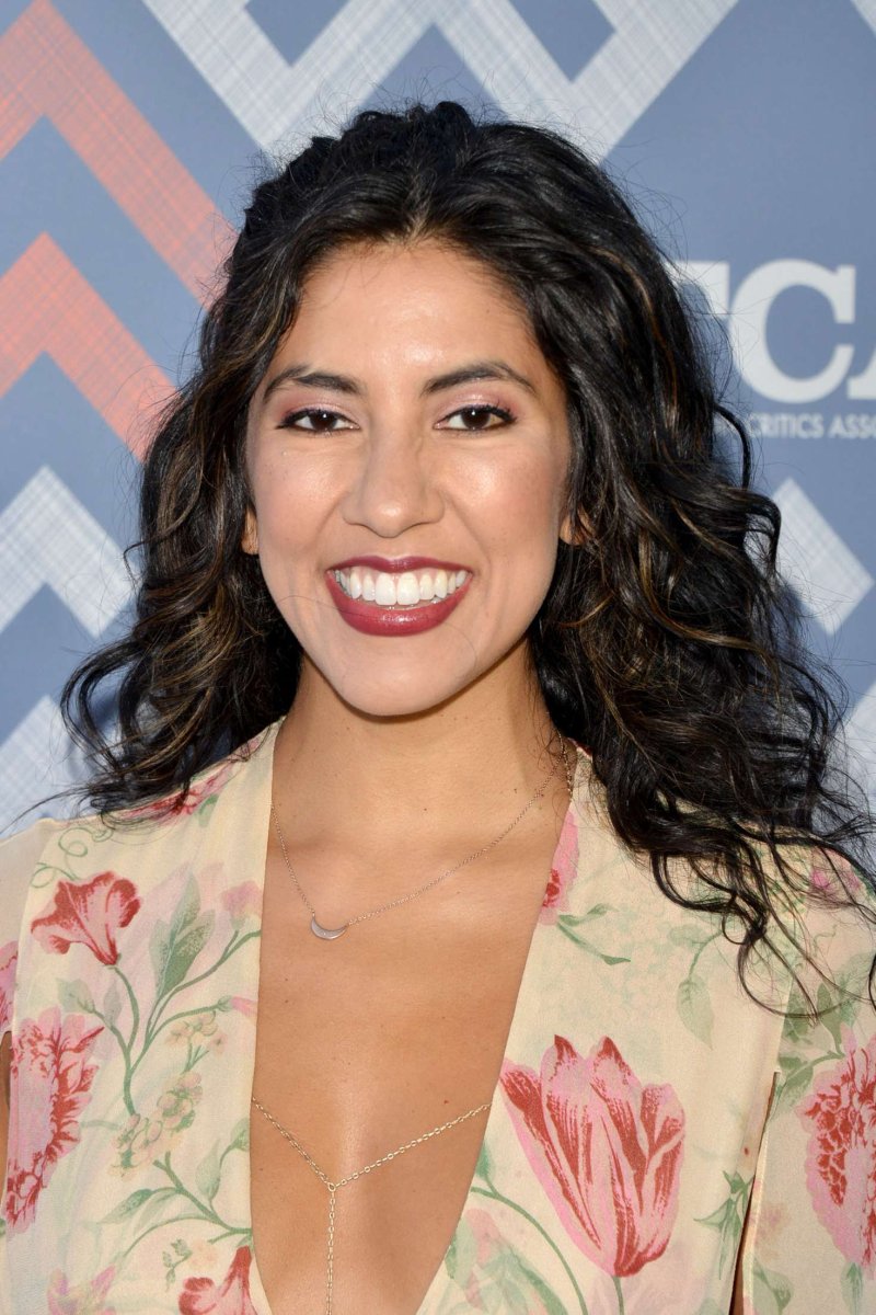 Stephanie beatriz