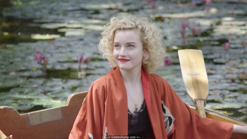 Julia garner