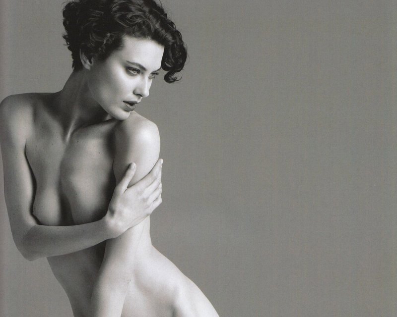 Shalom harlow